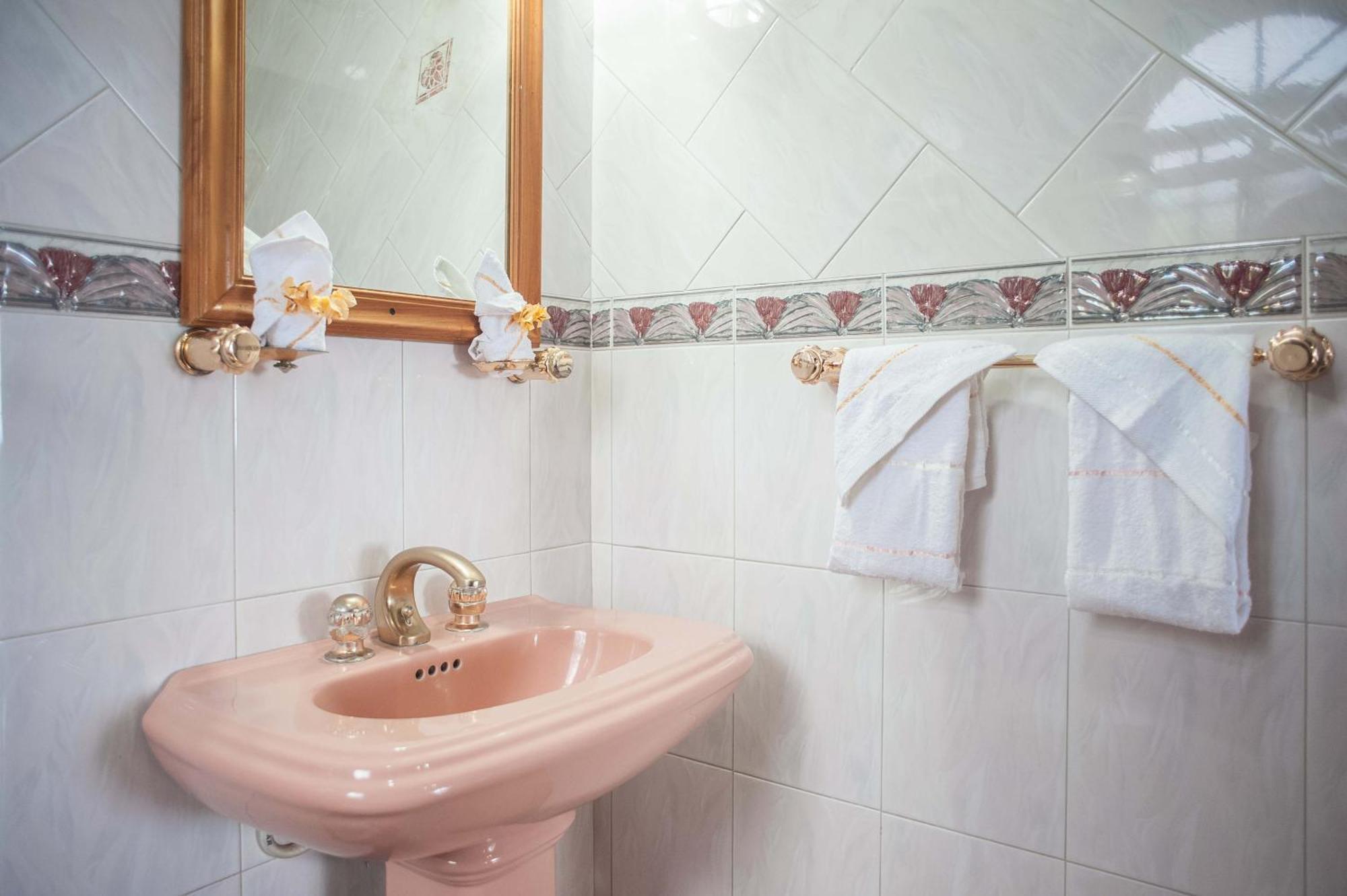 Clarridge View Guesthouse モンテゴ・ベイ エクステリア 写真