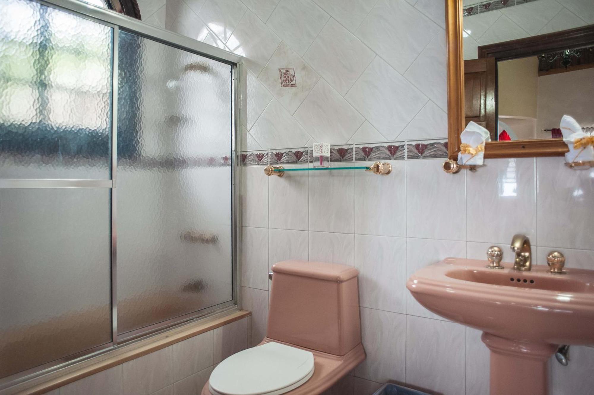 Clarridge View Guesthouse モンテゴ・ベイ エクステリア 写真