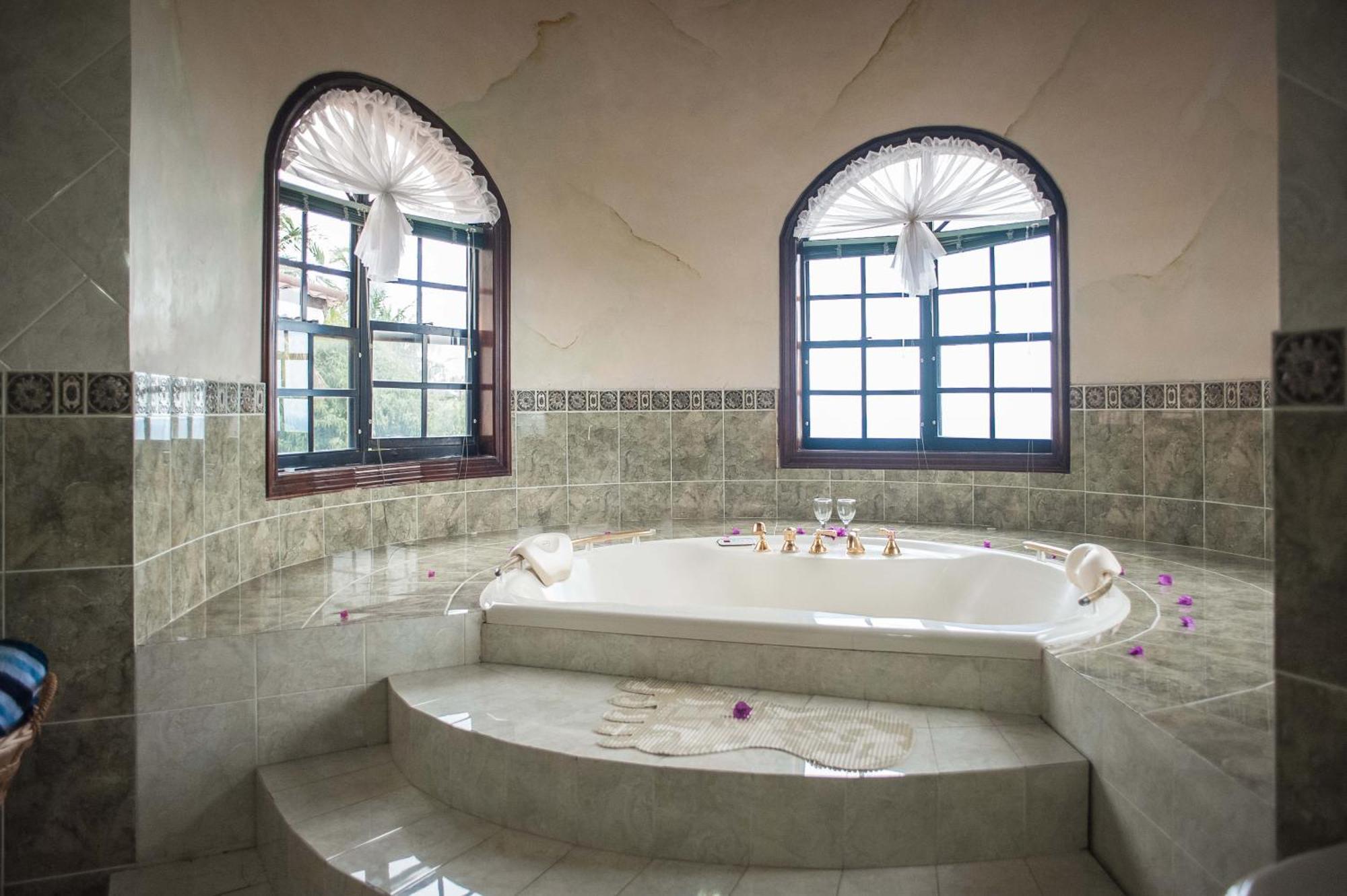 Clarridge View Guesthouse モンテゴ・ベイ エクステリア 写真