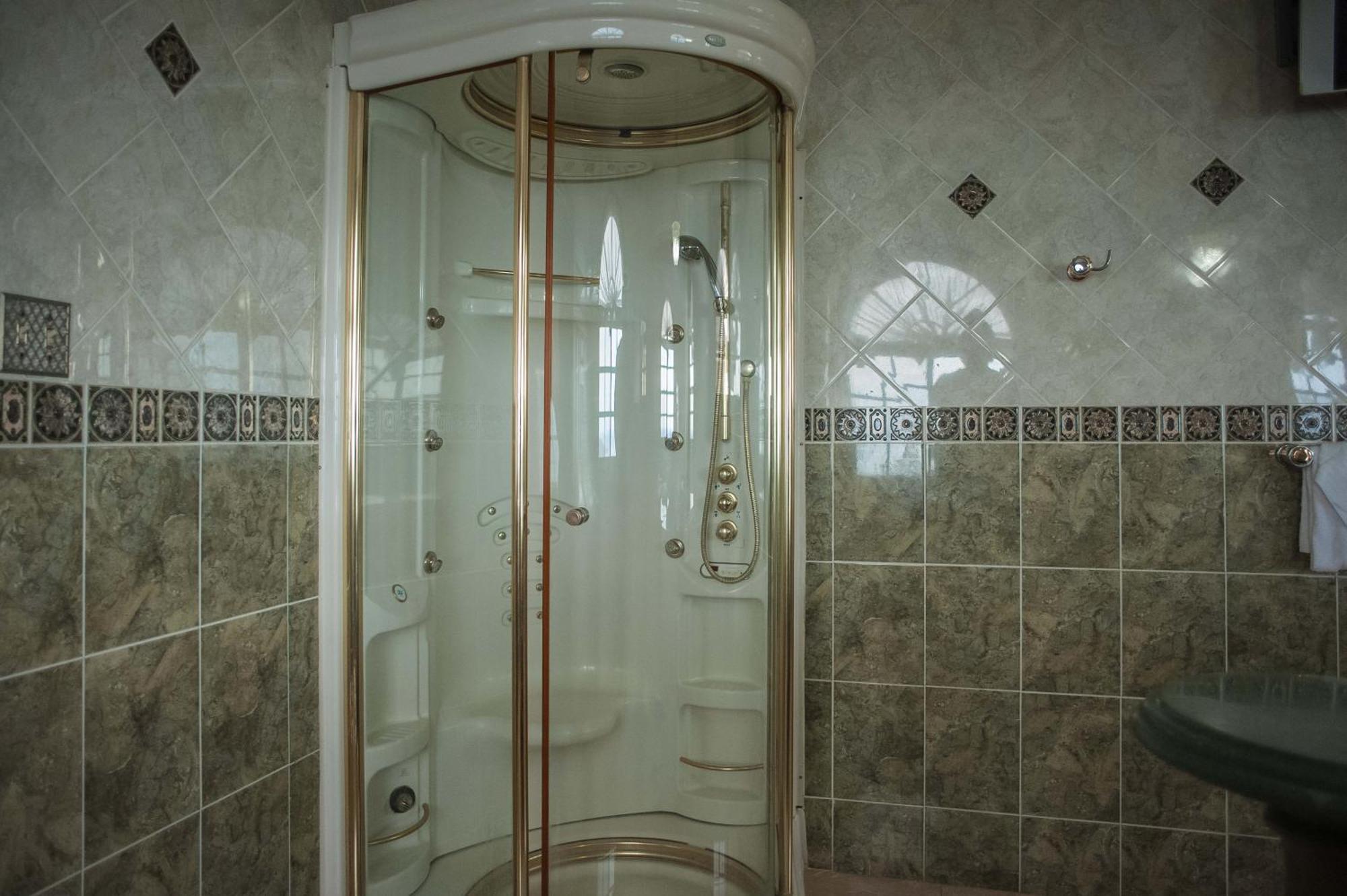 Clarridge View Guesthouse モンテゴ・ベイ エクステリア 写真