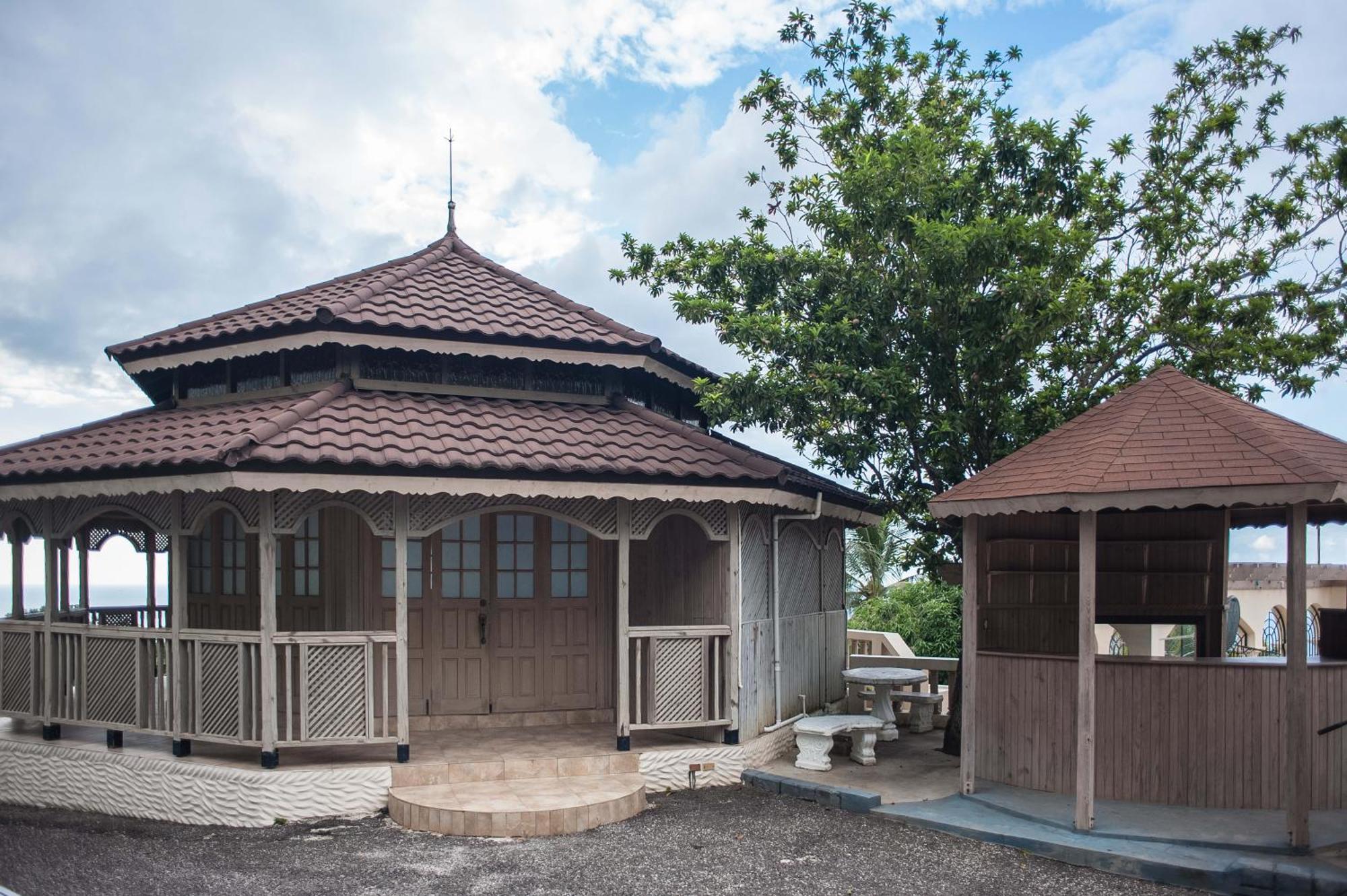 Clarridge View Guesthouse モンテゴ・ベイ エクステリア 写真